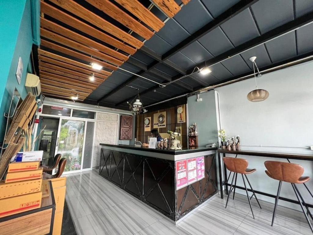Phaphoom Boutique Residence Бангкок Экстерьер фото