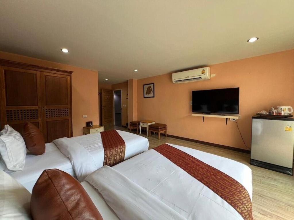 Phaphoom Boutique Residence Бангкок Экстерьер фото