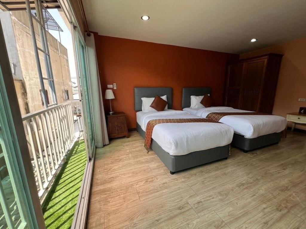 Phaphoom Boutique Residence Бангкок Экстерьер фото
