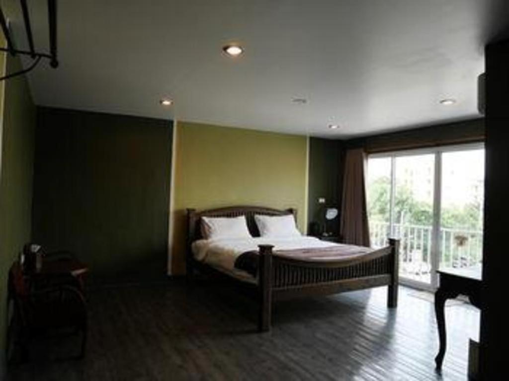 Phaphoom Boutique Residence Бангкок Экстерьер фото