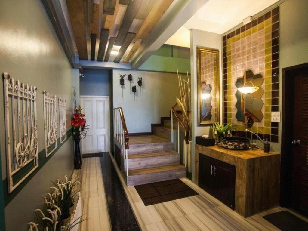 Phaphoom Boutique Residence Бангкок Экстерьер фото
